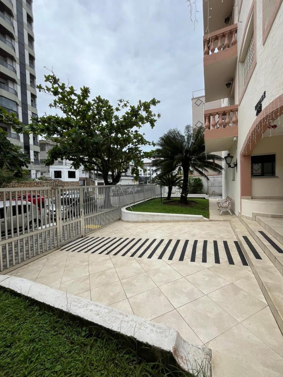 Guaru 17 Apartamento Na Praia Da Enseada Guarujá Extérieur photo